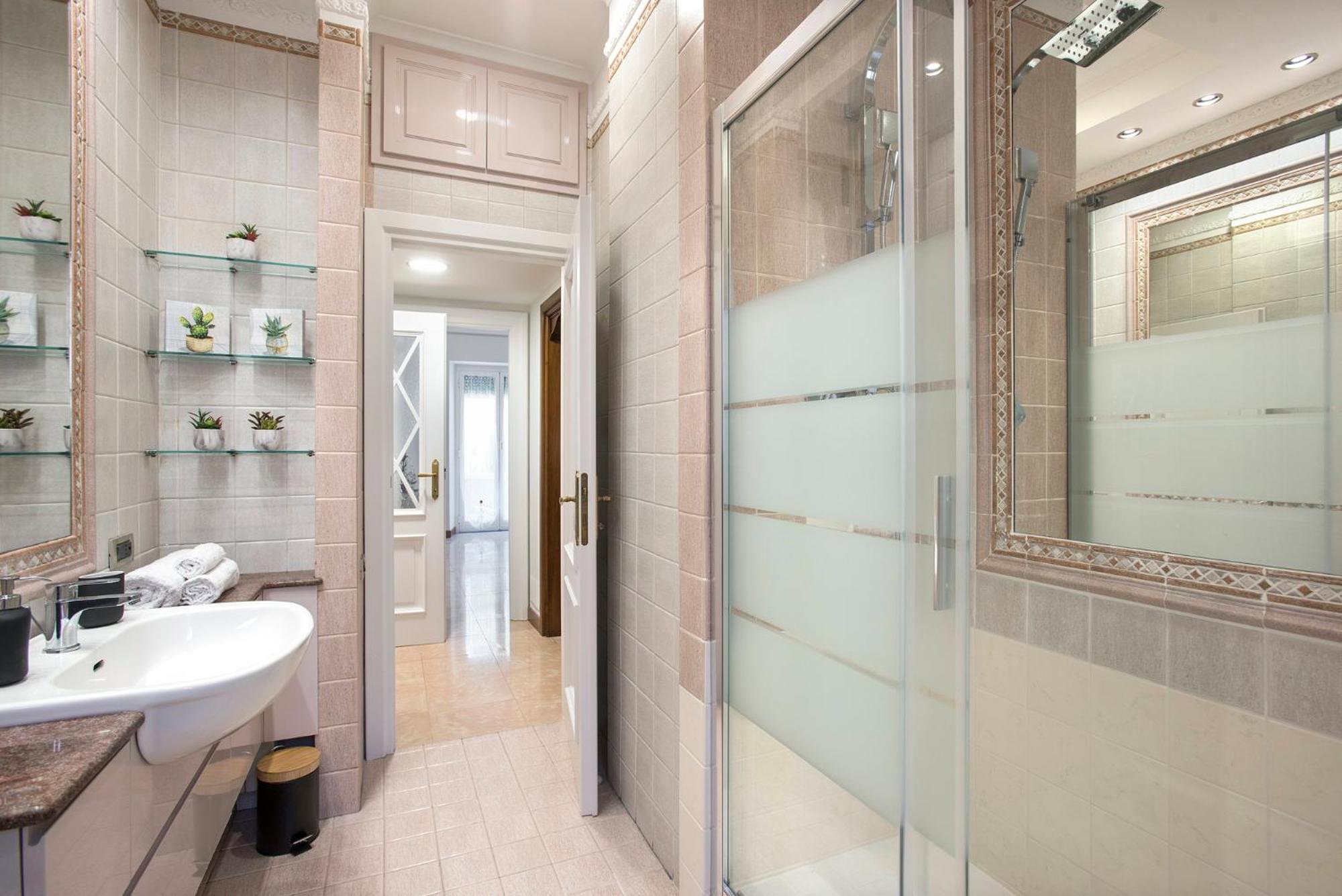 Appia Luxe - A Poche Fermate Del Centro Apartment โรม ภายนอก รูปภาพ